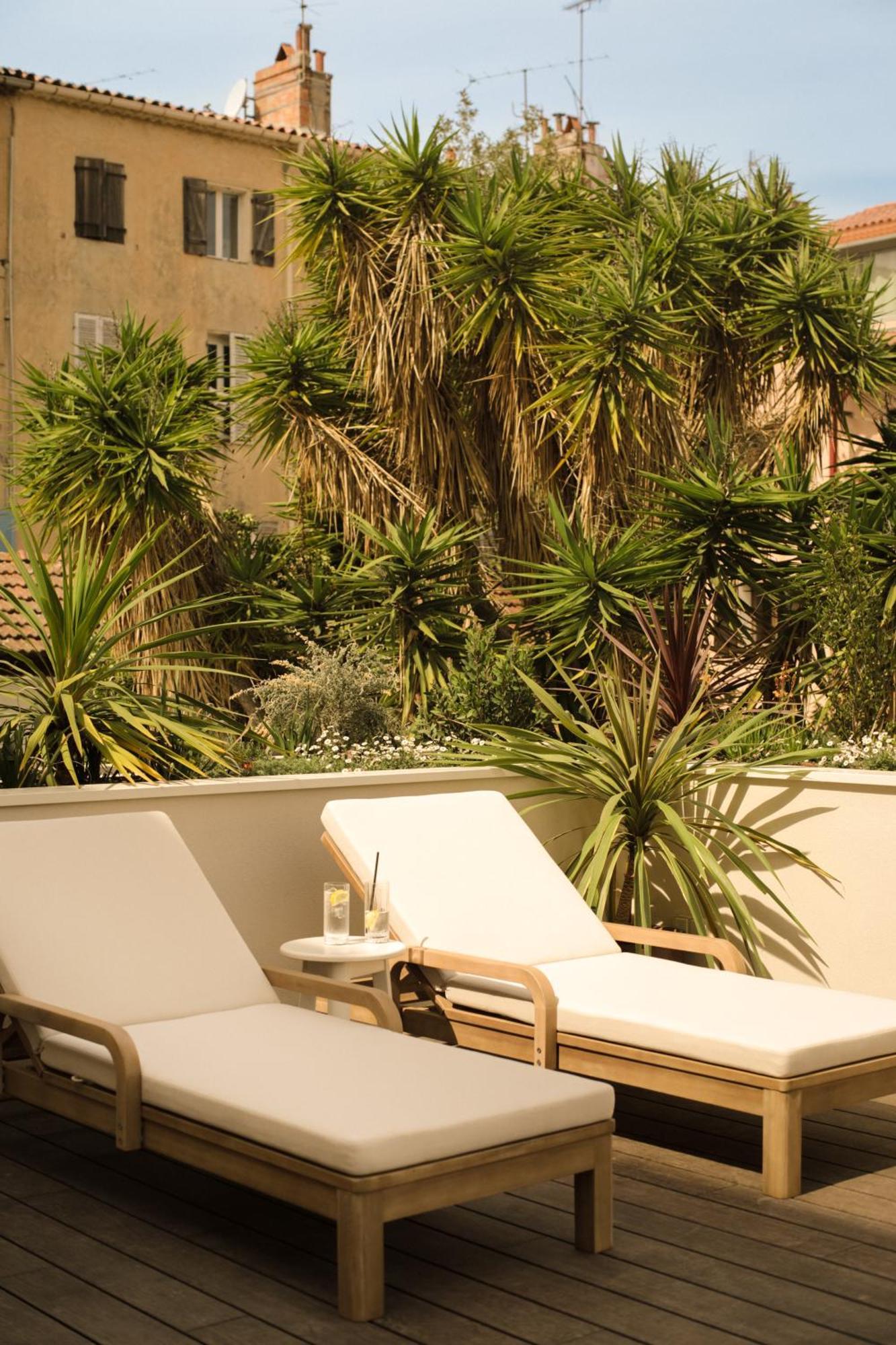 Lilou Hotel Hyeres Luaran gambar