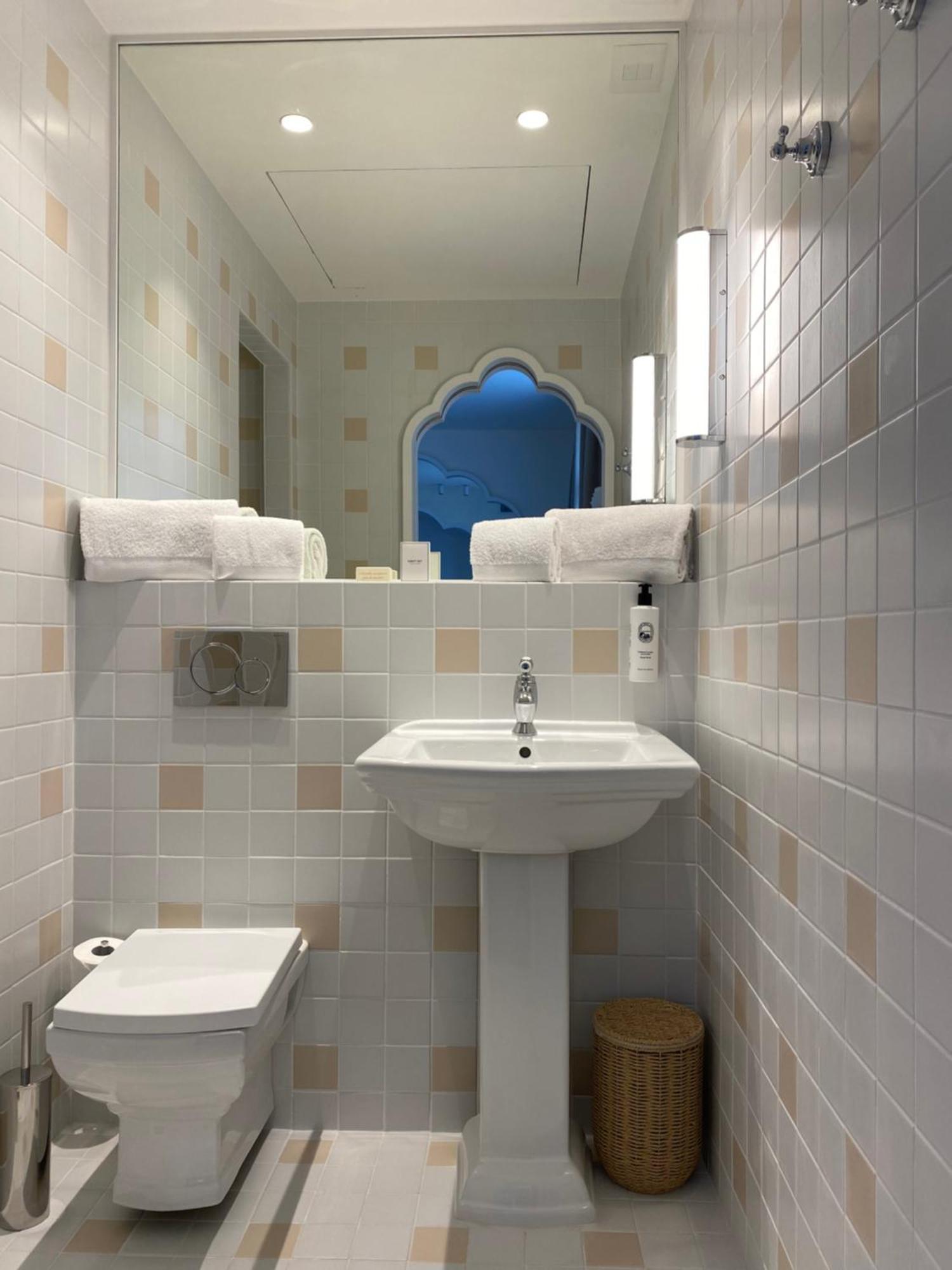 Lilou Hotel Hyeres Luaran gambar