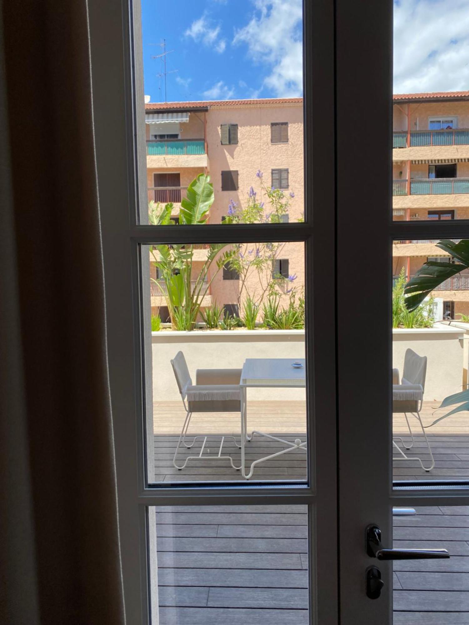 Lilou Hotel Hyeres Luaran gambar