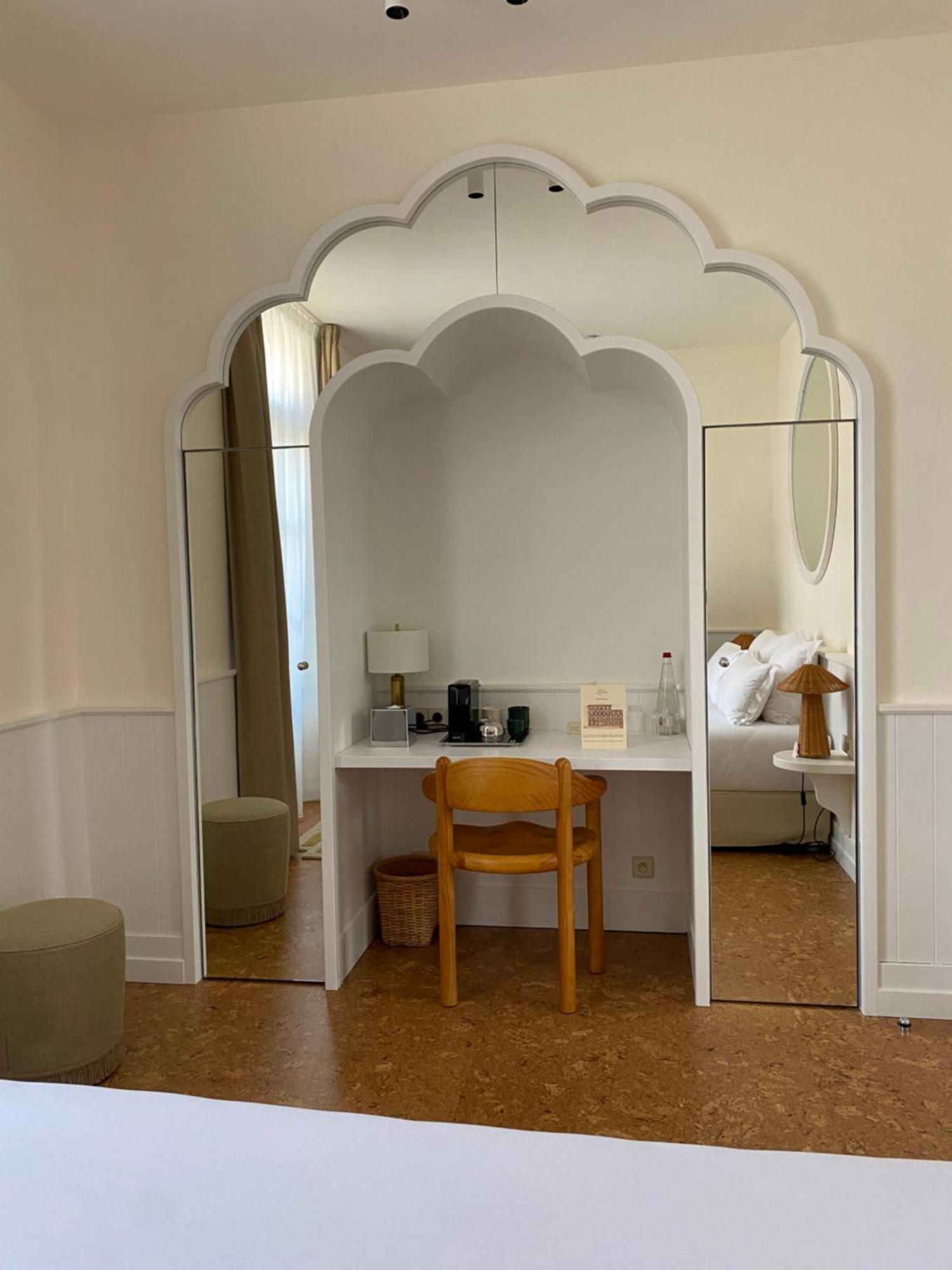 Lilou Hotel Hyeres Luaran gambar