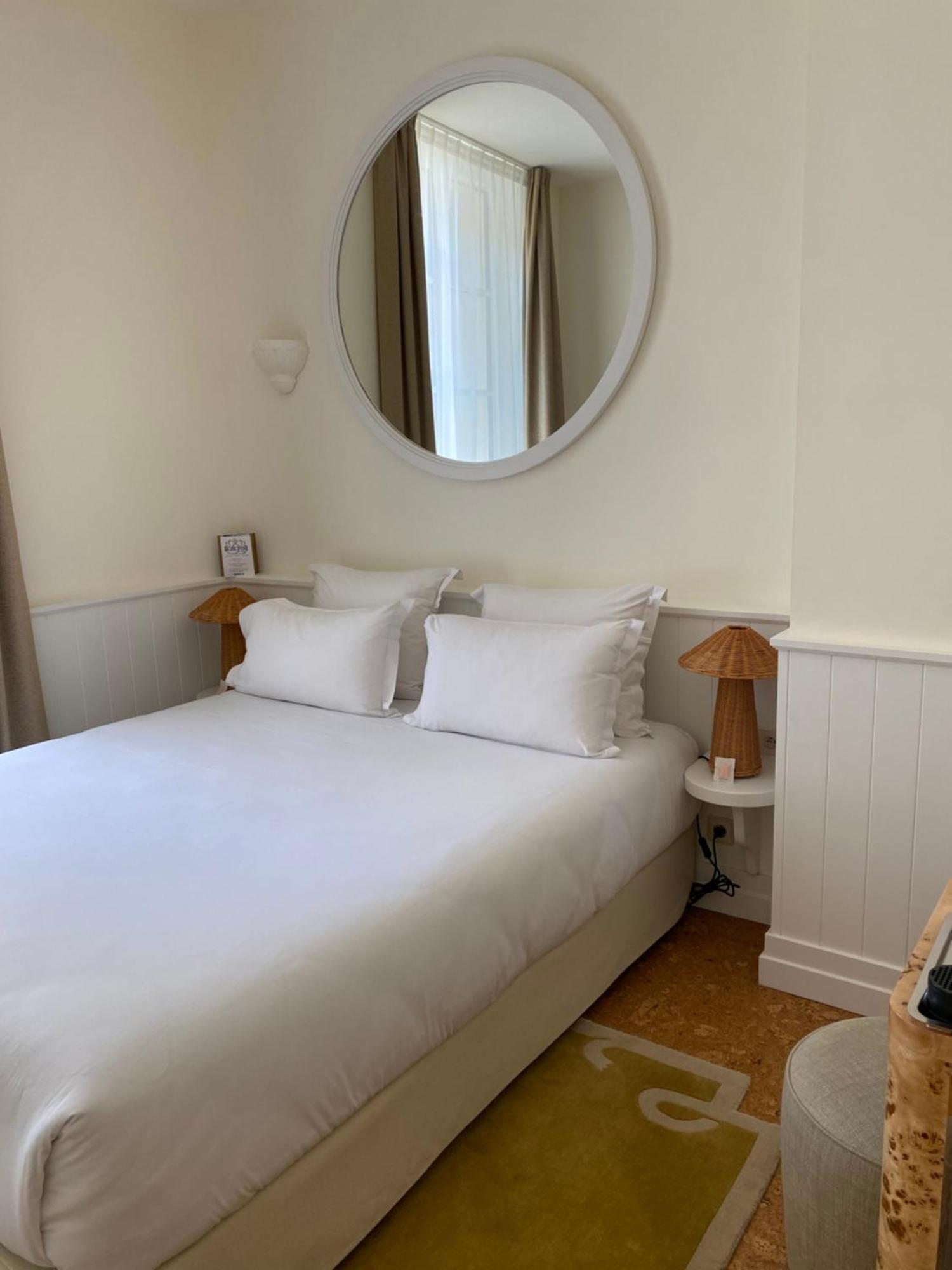 Lilou Hotel Hyeres Luaran gambar